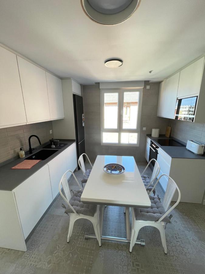 Apartamento Recien Reformado En Somo Junto Iglesia المظهر الخارجي الصورة